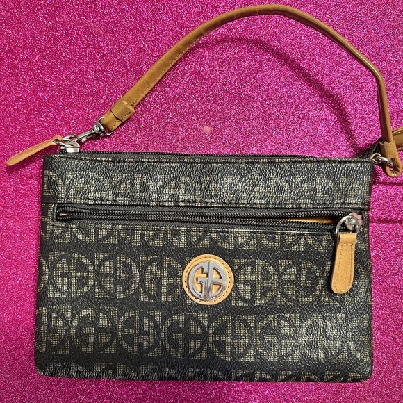 Giani Bernini Handbags - Giani Bernini